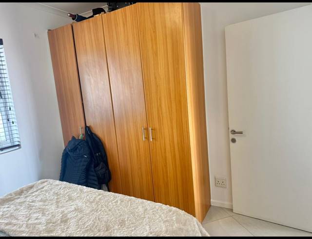 2 BEDROOM APARTMENT TO LET IN BEACHFRONT